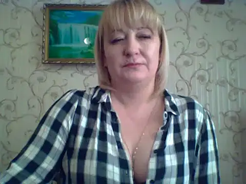 Snapshot of ArielXLoveresss chatting on March 2025 02:29:02 PM ArielXLoveresss online show from March 2025 02:29:02 PM