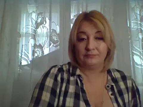 Snapshot of ArielXLoveresss chatting on February 2025 12:34:01 PM ArielXLoveresss online show from February 2025 12:34:01 PM