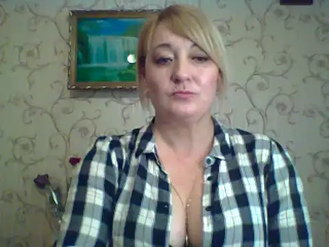Snapshot of ArielXLoveresss chatting on March 2025 08:28:02 AM ArielXLoveresss online show from March 2025 08:28:02 AM