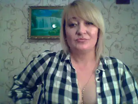 Snapshot of ArielXLoveresss chatting on March 2025 03:09:02 PM ArielXLoveresss online show from March 2025 03:09:02 PM