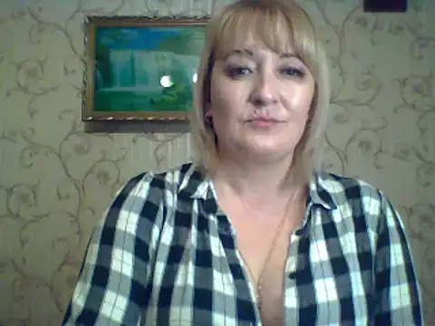 Snapshot of ArielXLoveresss chatting on March 2025 05:50:02 PM ArielXLoveresss online show from March 2025 05:50:02 PM