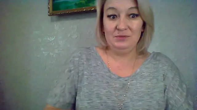 Snapshot of ArielXLoveresss chatting on October 2025 01:02:01 PM ArielXLoveresss online show from October 2025 01:02:01 PM