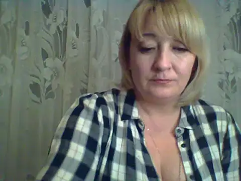 Snapshot of ArielXLoveresss chatting on March 2025 06:56:02 PM ArielXLoveresss online show from March 2025 06:56:02 PM