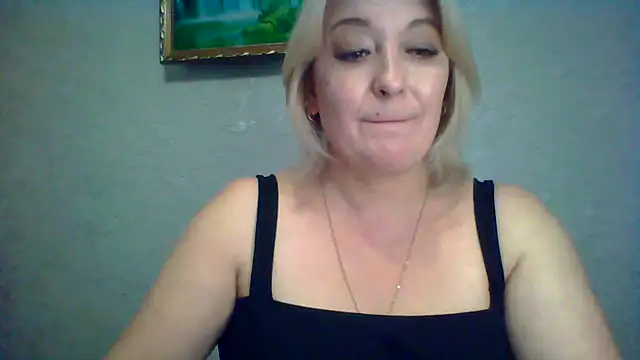 Snapshot of ArielXLoveresss chatting on October 2025 10:50:01 AM ArielXLoveresss online show from October 2025 10:50:01 AM