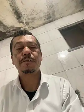 rogerdik76 online show from March 2026 05:52:02 AM