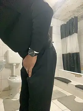 rogerdik76 online show from March 2026 06:07:01 AM