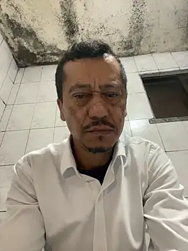 rogerdik76 online show from March 2026 06:24:01 AM