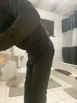 rogerdik76 online show from March 2026 06:20:01 AM