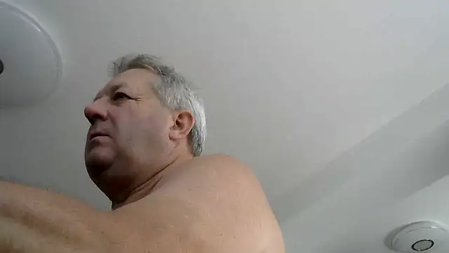 Snapshot of jerkoutdoor70 chatting on June 2026 12:37:01 PM jerkoutdoor70 online show from June 2026 12:37:01 PM