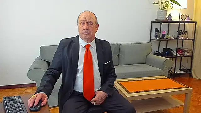 Snapshot of masterboy50 chatting on November 2025 03:50:02 PM masterboy50 online show from November 2025 03:50:02 PM