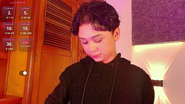Snapshot of Dante_bre chatting on October 2025 12:06:02 PM Dante bre online show from October 2025 12:06:02 PM