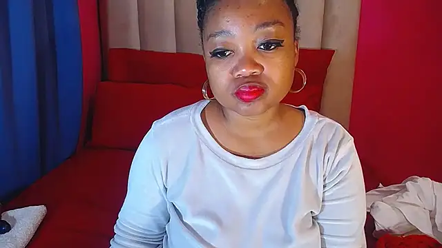 Snapshot of SEXYASSTINAXXX chatting on October 2025 03:28:02 AM SEXYASSTINAXXX online show from October 2025 03:28:02 AM