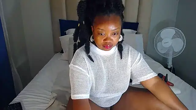 Snapshot of SEXYASSTINAXXX chatting on February 2026 03:17:02 AM SEXYASSTINAXXX online show from February 2026 03:17:02 AM