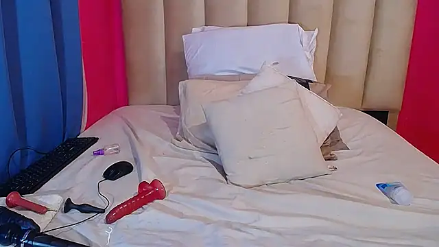 SEXYASSTINAXXX online show from November 2025 03:50:01 PM