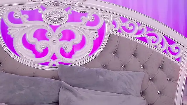 IvyAngel online show from February 2025 08:00:01 PM