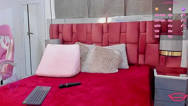 Snapshot of _AshleyPayton_ chatting on November 2025 09:48:01 PM AshleyPayton online show from November 2025 09:48:01 PM