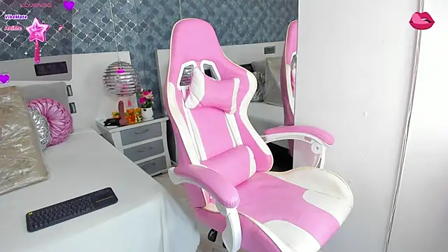 Snapshot of _AshleyPayton_ chatting on March 2025 08:56:01 PM AshleyPayton online show from March 2025 08:56:01 PM