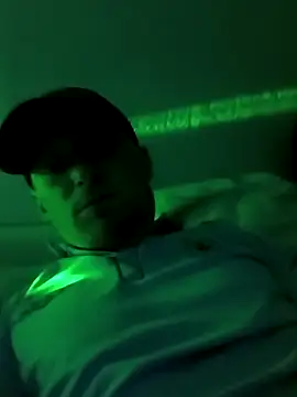 Snapshot of great_feeling chatting on February 2025 11:26:01 PM great feeling online show from February 2025 11:26:01 PM