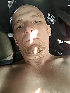 Snapshot of great_feeling chatting on March 2025 07:07:02 AM great feeling online show from March 2025 07:07:02 AM