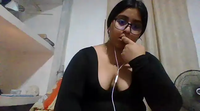 Snapshot of virginbrunette99 chatting on February 2025 11:52:01 PM virginbrunette99 online show from February 2025 11:52:01 PM