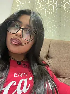 Snapshot of virginbrunette99 chatting on June 2026 07:03:02 AM virginbrunette99 online show from June 2026 07:03:02 AM