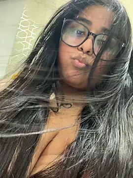 Snapshot of virginbrunette99 chatting on July 2026 06:32:01 AM virginbrunette99 online show from July 2026 06:32:01 AM