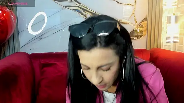 Bella williamss  online show from February 2026 07:35:02 PM