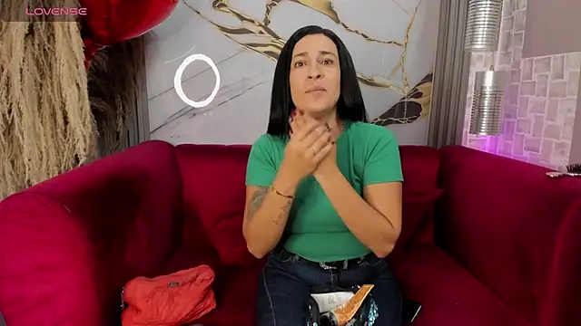 Bella williamss  online show from February 2026 08:00:02 PM