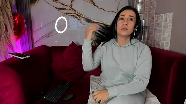 Bella williamss  online show from November 2025 08:31:01 PM