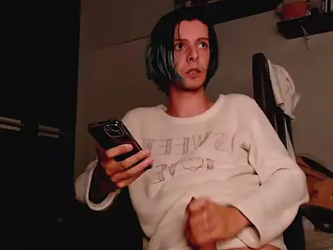 Snapshot of blondetwink chatting on June 2026 02:28:02 AM blondetwink online show from June 2026 02:28:02 AM
