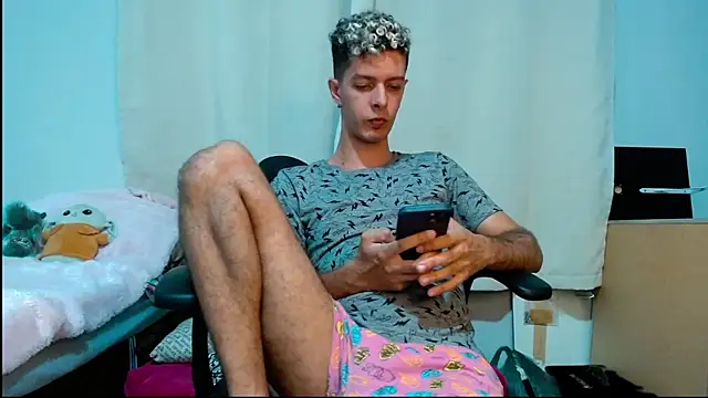 blondetwink online show from February 2025 12:41:01 AM