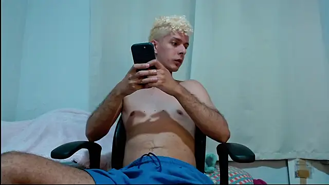 blondetwink online show from February 2025 10:50:02 PM