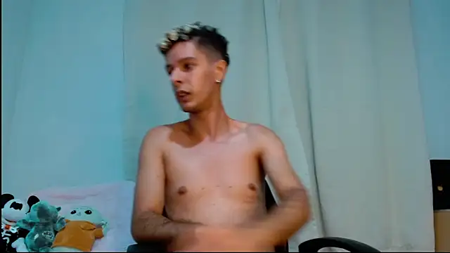 blondetwink online show from February 2025 04:17:02 AM