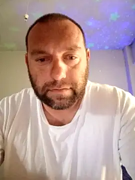 chris19851 online show from May 2026 08:14:02 AM