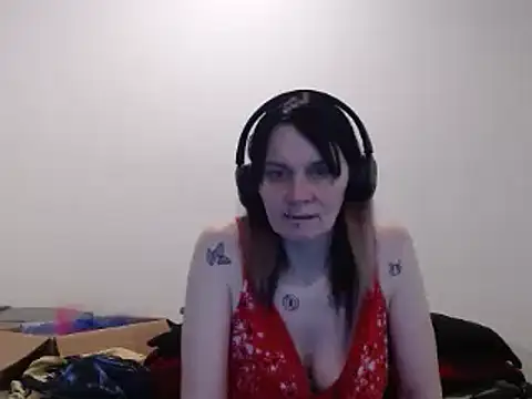Hotmodel1984 online show from May 2026 06:27:02 PM
