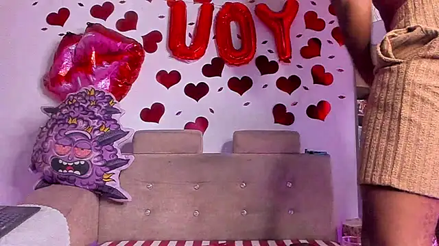 LOGAN DRAKE online show from February 2026 11:04:02 PM