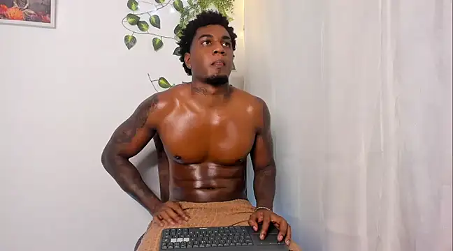 LOGAN DRAKE online show from February 2025 06:10:02 AM