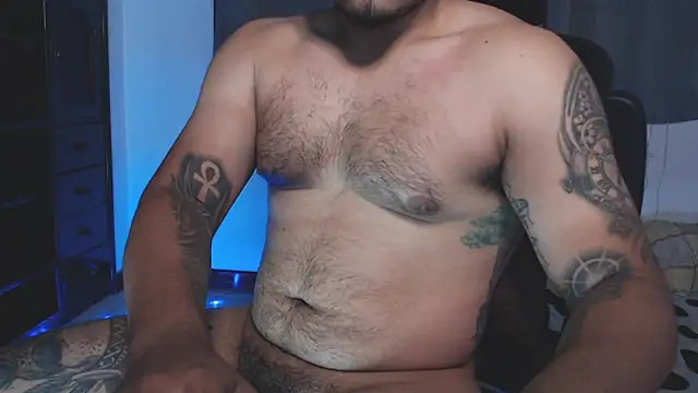 Snapshot of maxflurry_ chatting on May 2026 08:11:02 AM maxflurry online show from May 2026 08:11:02 AM