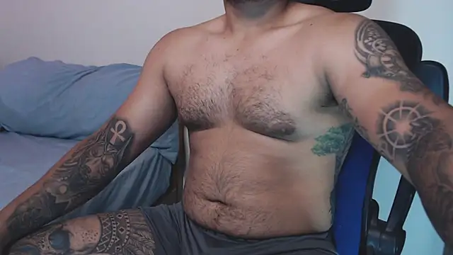 Snapshot of maxflurry_ chatting on July 2026 09:10:01 AM maxflurry online show from July 2026 09:10:01 AM