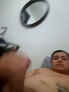 Snapshot of comcoroas chatting on February 2026 03:03:02 AM comcoroas online show from February 2026 03:03:02 AM