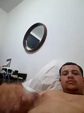 Snapshot of comcoroas chatting on March 2026 01:40:02 AM comcoroas online show from March 2026 01:40:02 AM