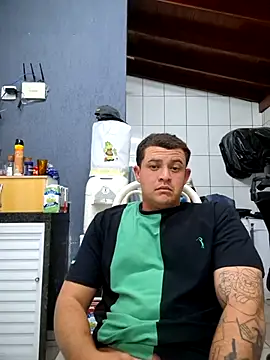 Snapshot of comcoroas chatting on November 2025 01:50:01 AM comcoroas online show from November 2025 01:50:01 AM