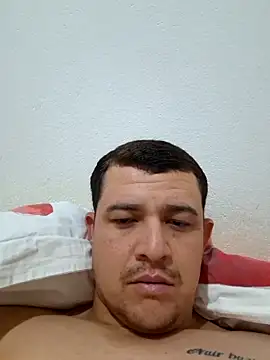 Snapshot of comcoroas chatting on September 2025 12:10:01 AM comcoroas online show from September 2025 12:10:01 AM