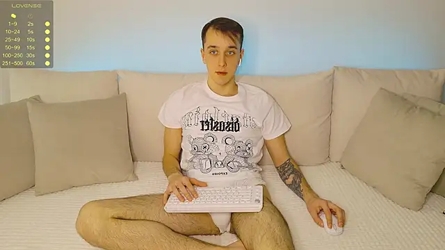 Snapshot of your_super_hero chatting on December 2025 07:35:01 AM your super hero online show from December 2025 07:35:01 AM