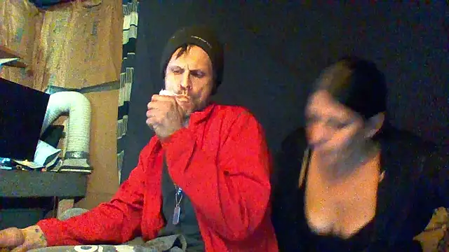 Snapshot of SillyRabbitz chatting on January 2026 05:44:01 AM SillyRabbitz online show from January 2026 05:44:01 AM