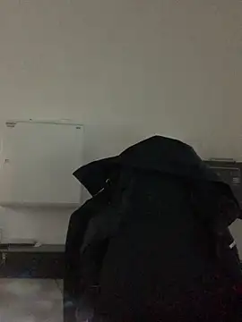 Mike8523 online show from April 2026 04:41:02 AM