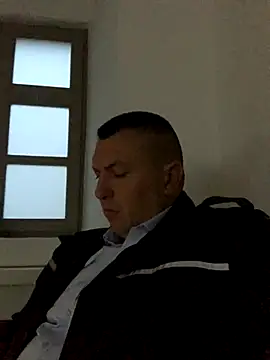 Mike8523 online show from October 2025 04:35:02 AM