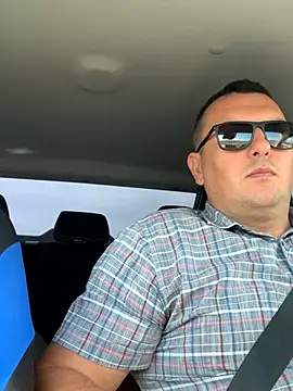 Mike8523 online show from September 2025 09:16:01 AM