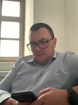 Mike8523 online show from January 2026 07:56:02 AM