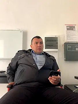 Mike8523 online show from September 2025 06:01:01 AM